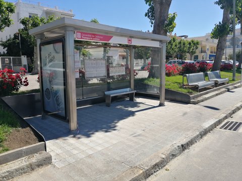 Finalizado el acondicionamiento de la nueva parada de autobuses, parado por el estado de alarma